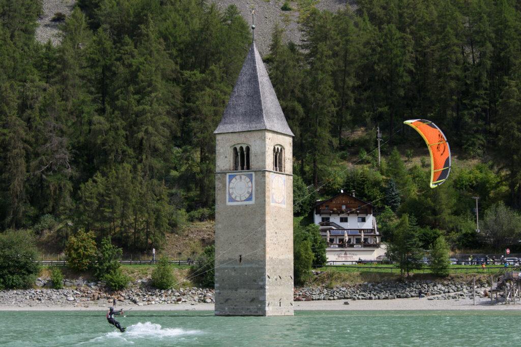 Reschensee, Kite