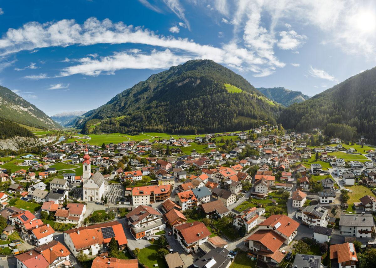 “Unspoiled nature is our biggest selling point” – Interview with host Marco Spiss regarding tourism in the Tyrolean Oberland region