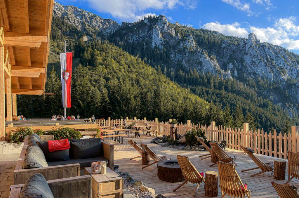 The Rohrkopfhütte in the Allgäu region is a sustainable destination for slow travel and a venue for auctions benefiting social causes.