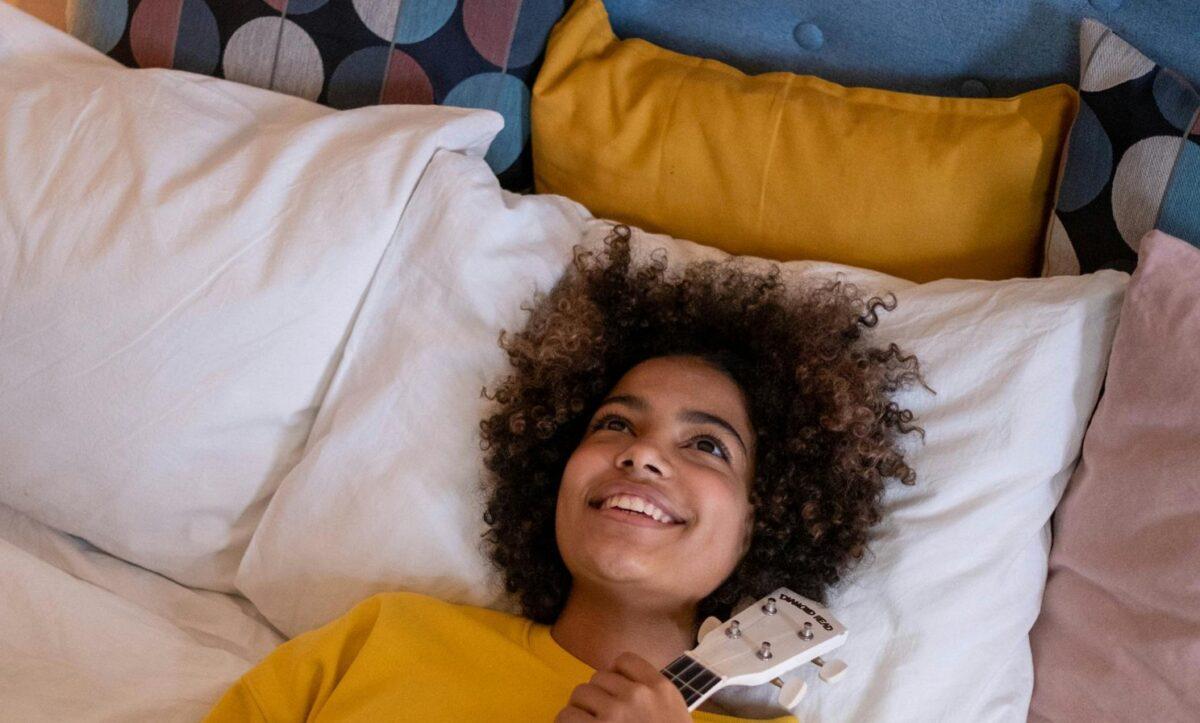 Sleep well, naturally: Pillows in hotels with responsible materials and practices