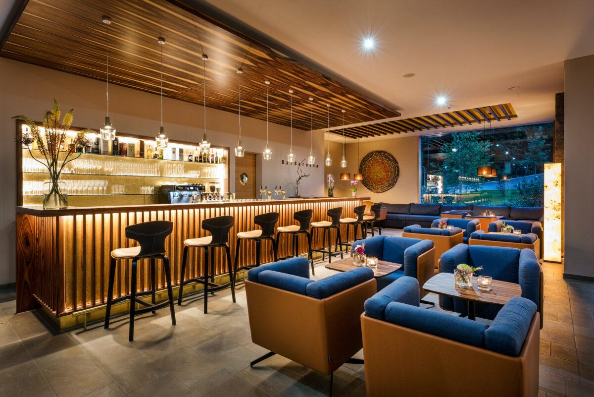More Sustainably furnished: Hotels with handmade wooden furniture