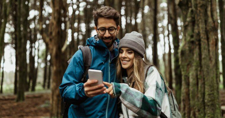 Nachhaltiger Reisen mit Apps: Digitale Begleiter für bewusste Entdecker*innen