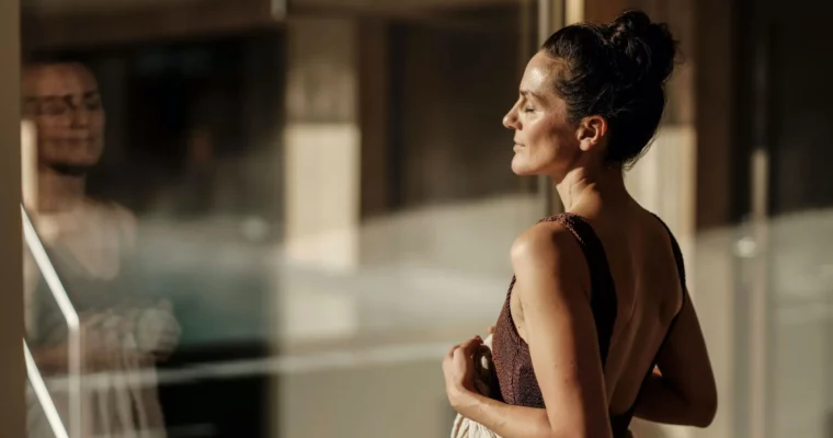 Essential Oils: How hotels focused on sustainability use them—and what you can learn for winter